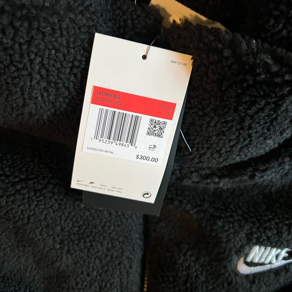 NWT Fur Nike Puffer Coat sz L - Picture 6 of 10